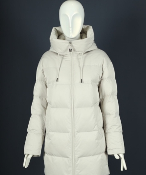 Зимняя женская куртка Ecimeer M 200 длинная бежевая