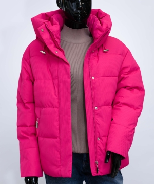Зимняя женская куртка Eicimeer M33 розовая короткая